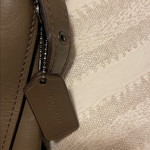 Coach Duffel Bucket Bag *PRICE DROP* - Picture 3 of 7